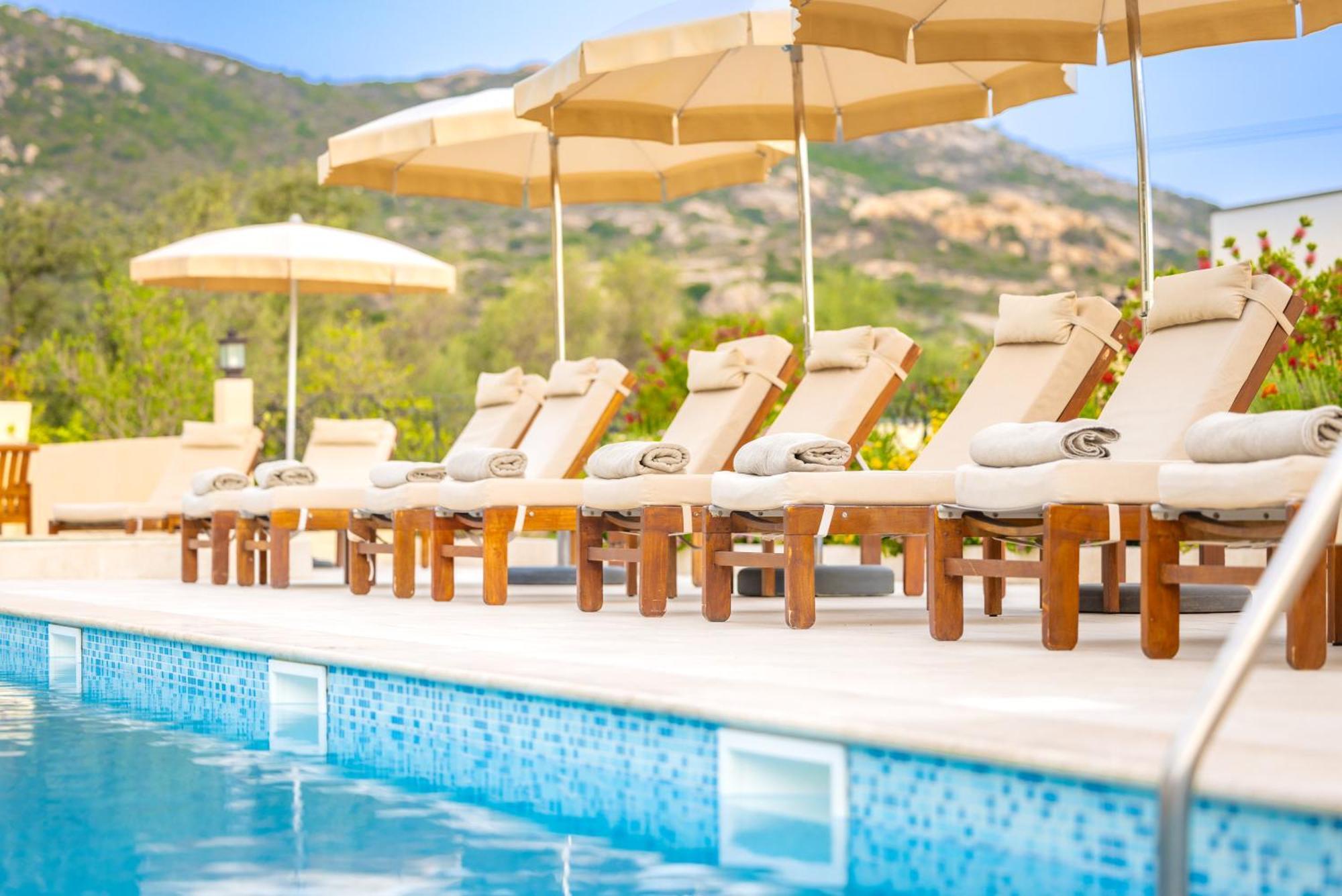 Hotel Corsica & Spa Calvi  Exterior photo