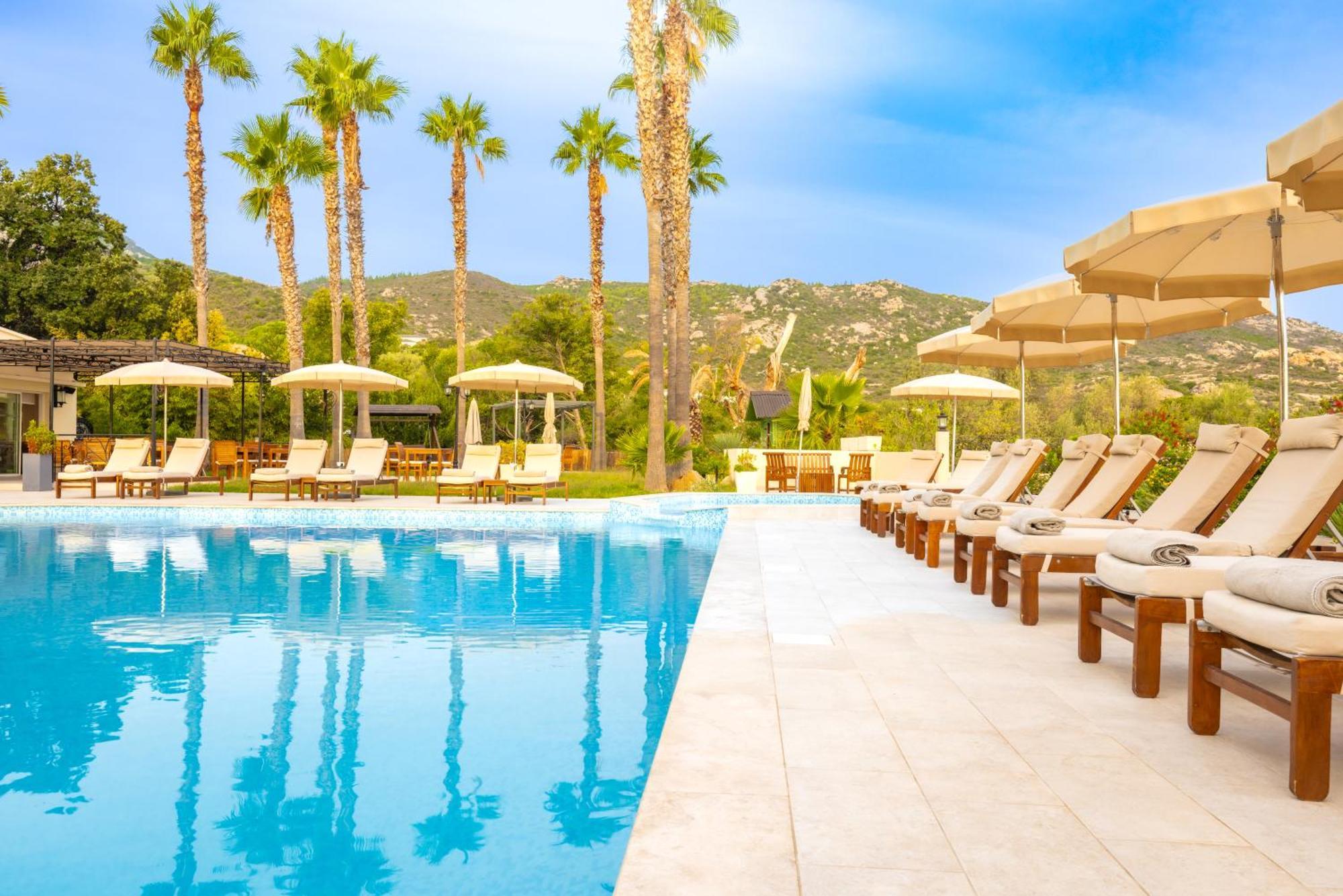 Hotel Corsica & Spa Calvi  Exterior photo