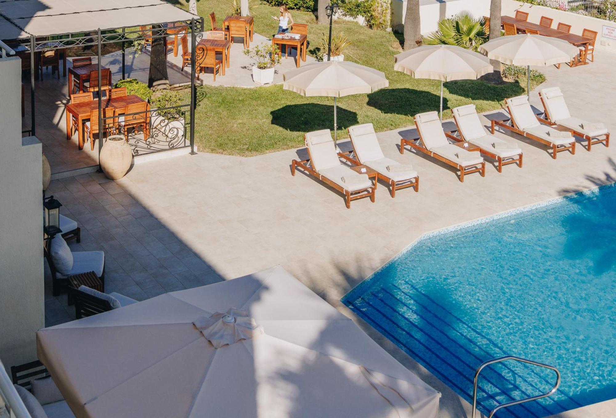Hotel Corsica & Spa Calvi  Exterior photo